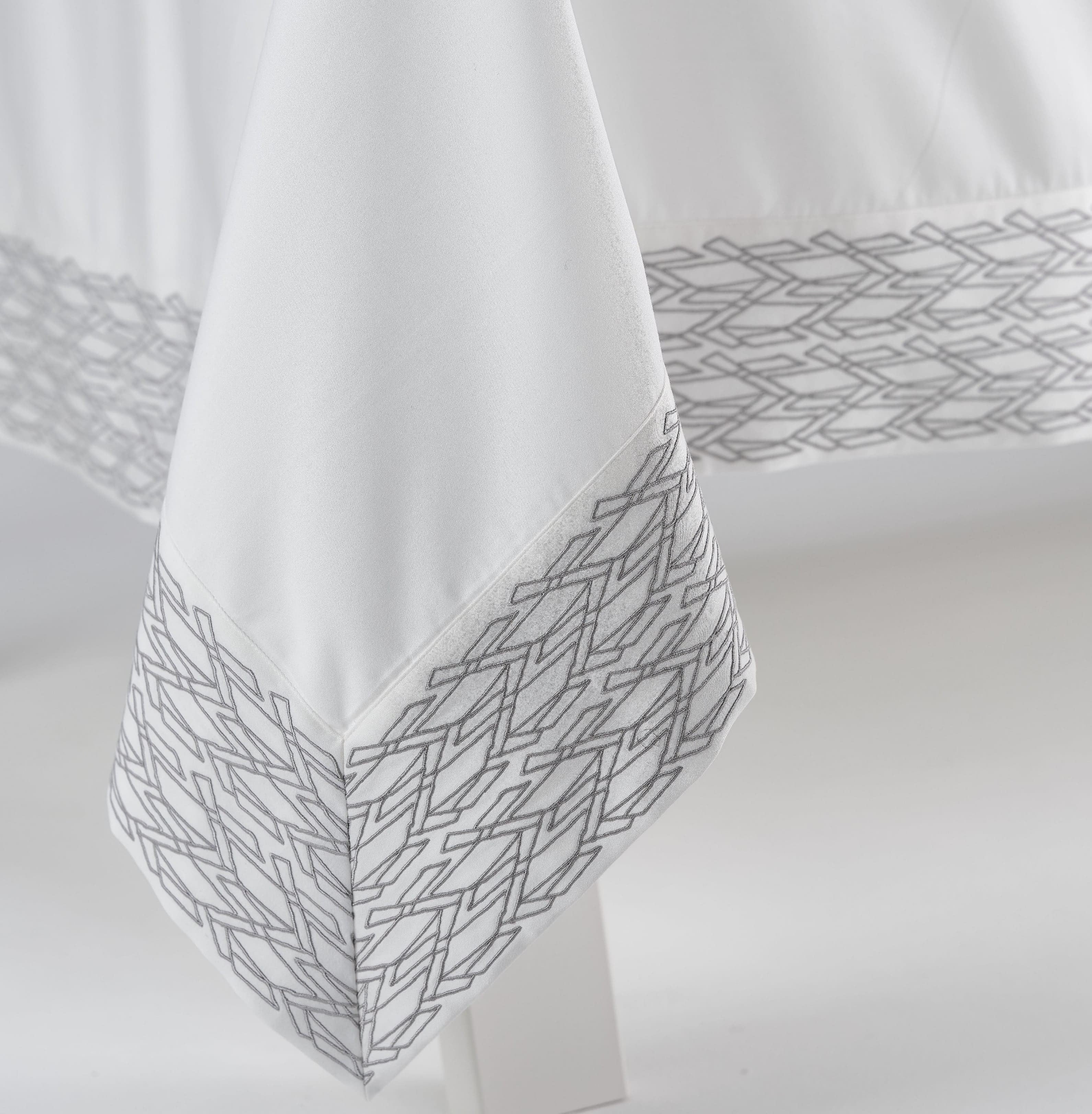 Toalha de mesa FLAY | LAMEIRINHO