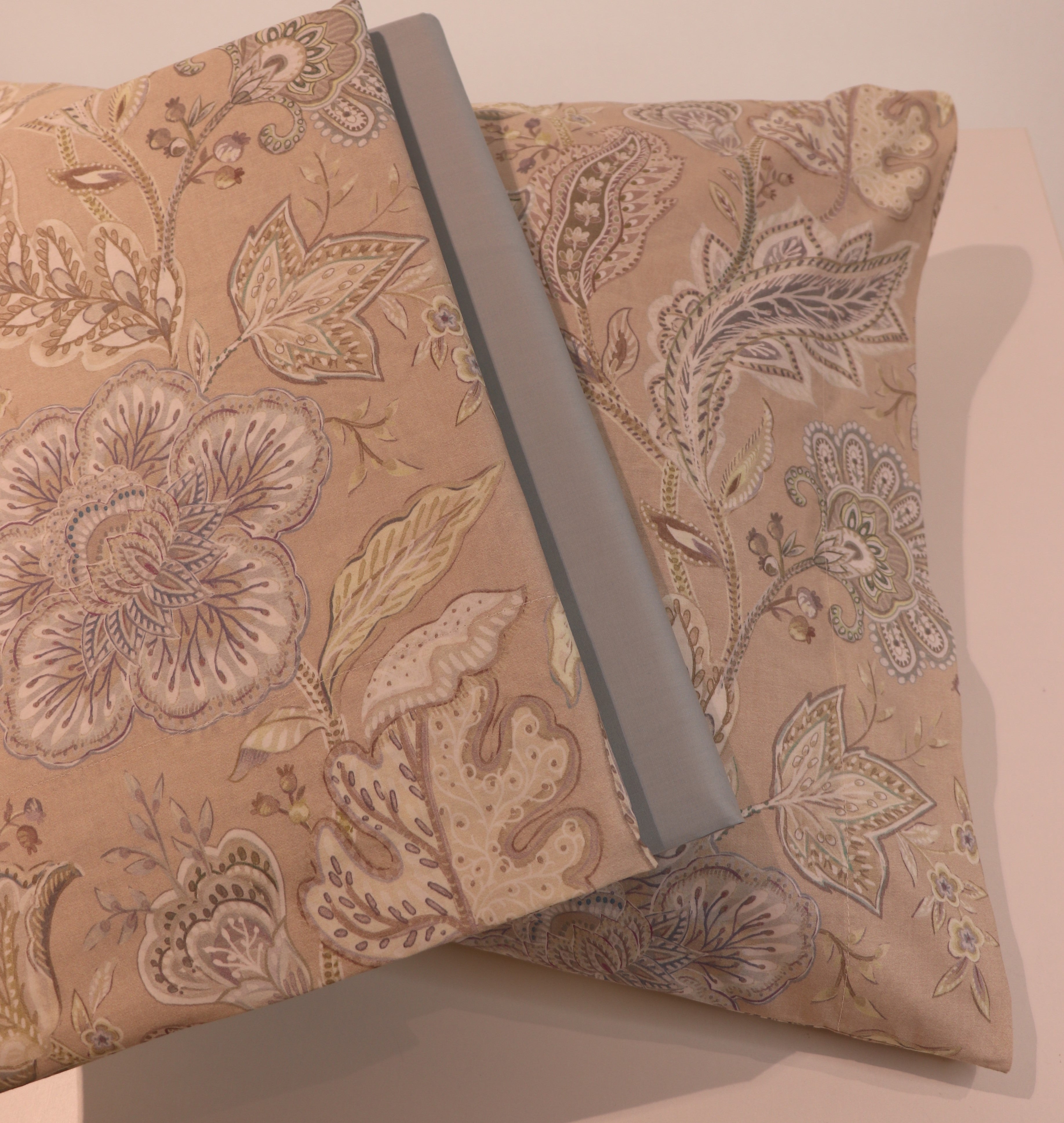 YORK Bedding Set