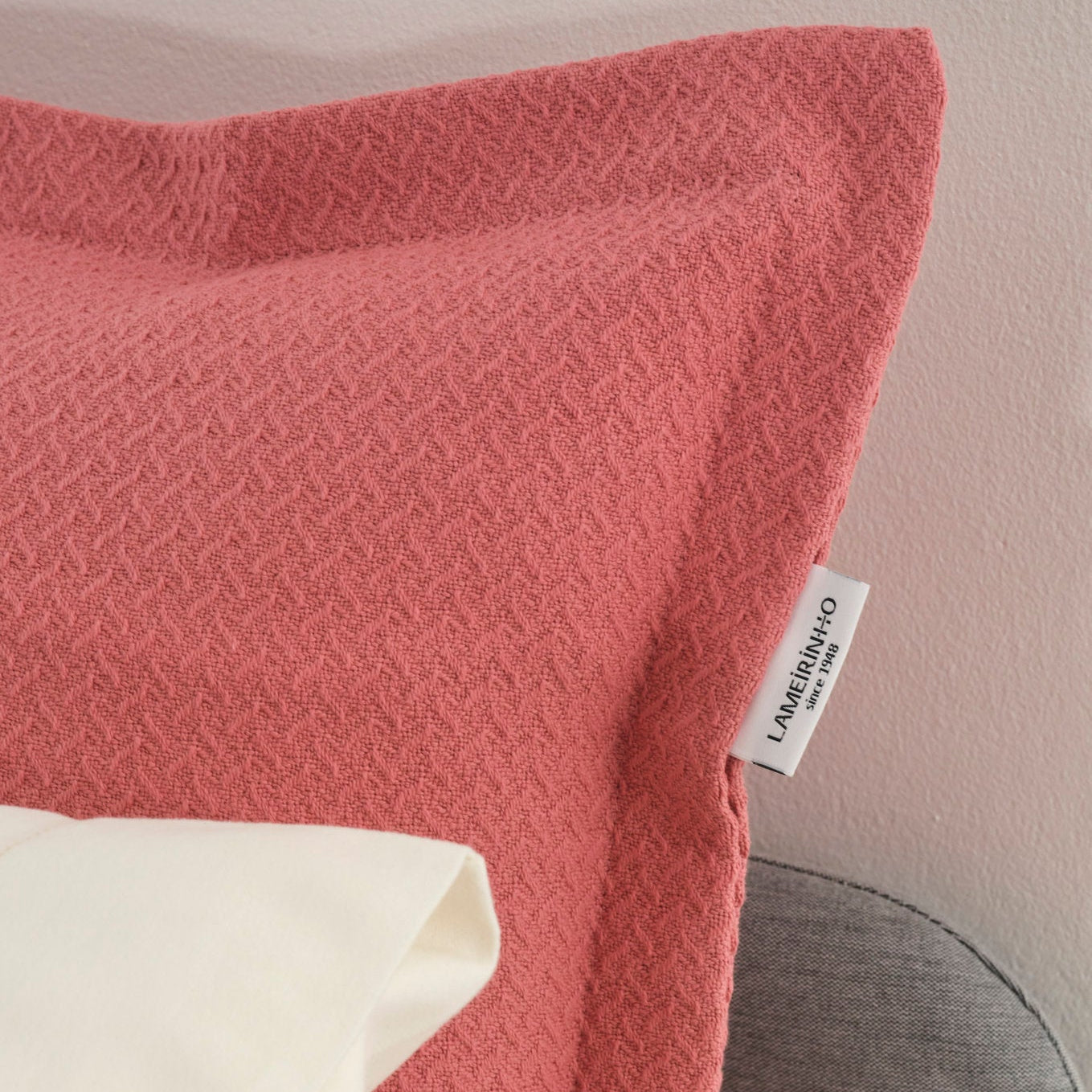 Fronha de Almofada Decorativa CLOVE | LAMEIRINHO